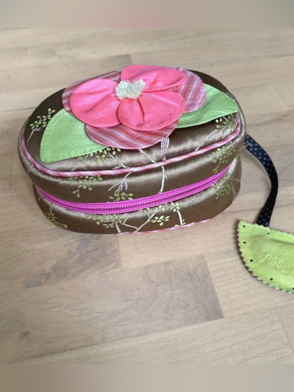 Goody Goody California Travel Jewelry Pouch Bag Floral Silk Velvet Lined